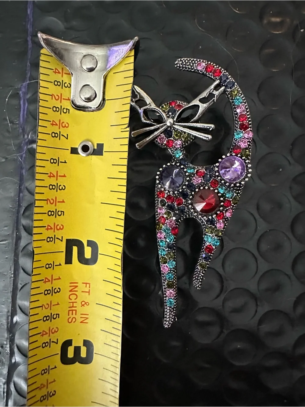 🐱 Colorful Rhinestone Cat Brooch Pin Black Silver Tone Whimsical Statement